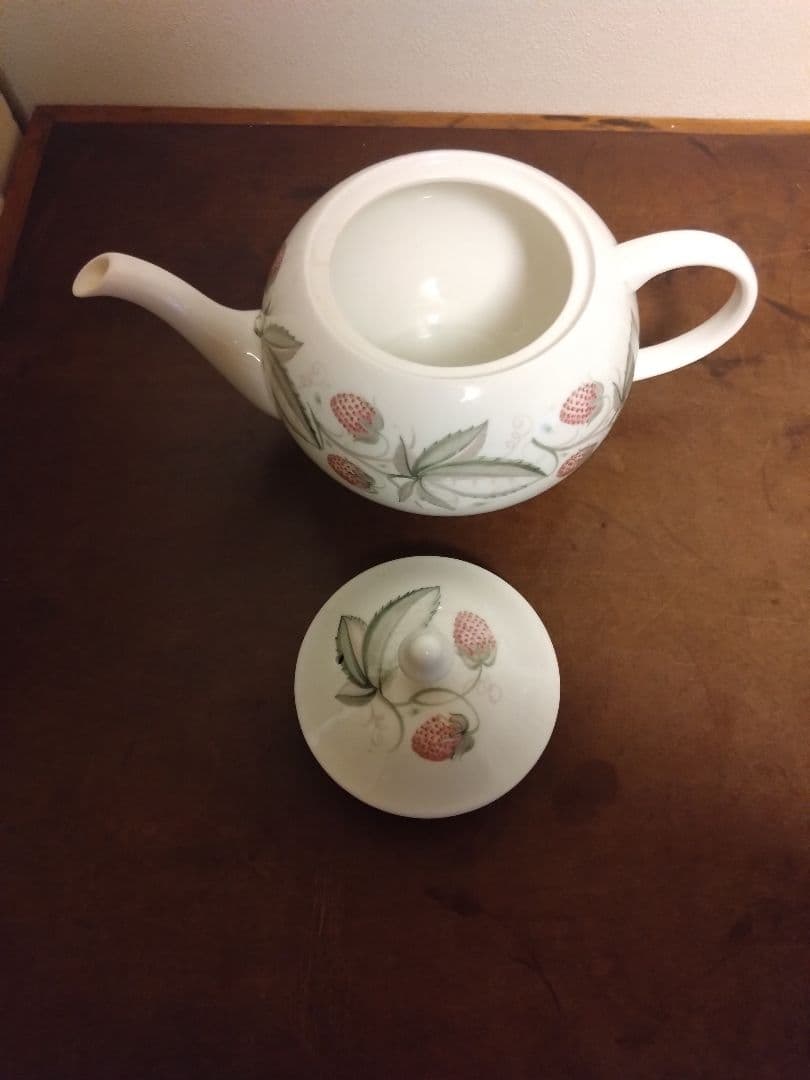 スージークーパー ワイルドストロベリー ティーポット