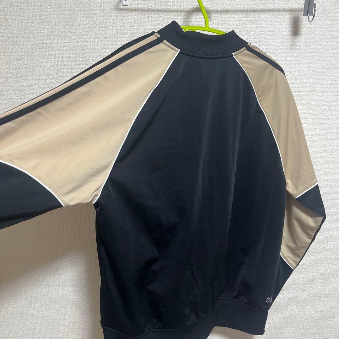 adidasジャージセットアップ