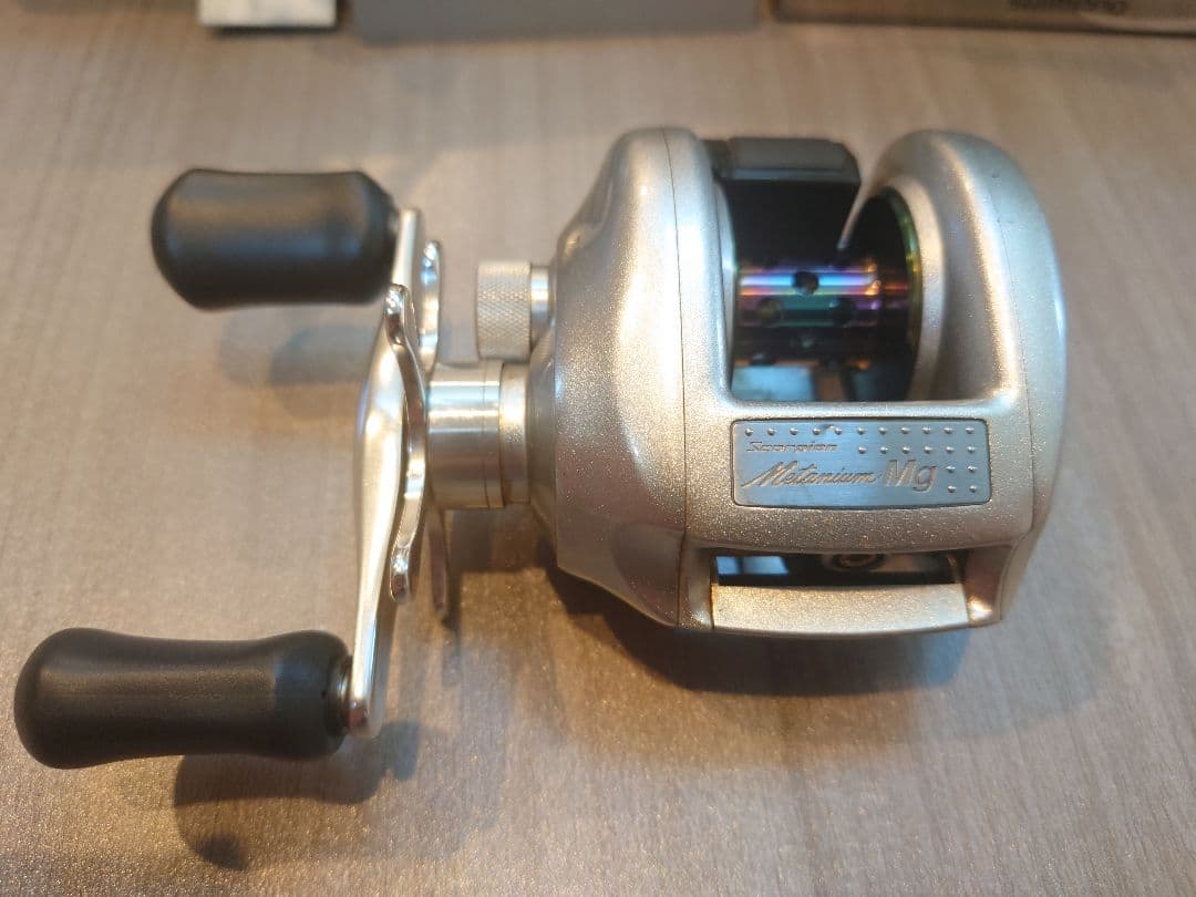 SHIMANO Scorpion nium Mg 00ベイトリール