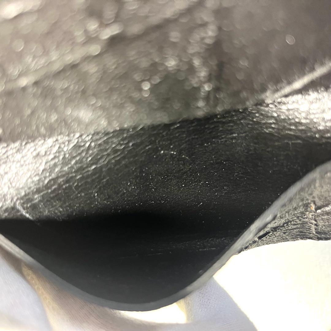 【美品】カガリユウスケ カードケース 黒壁 牛革 漆喰 パテ 名刺入れ