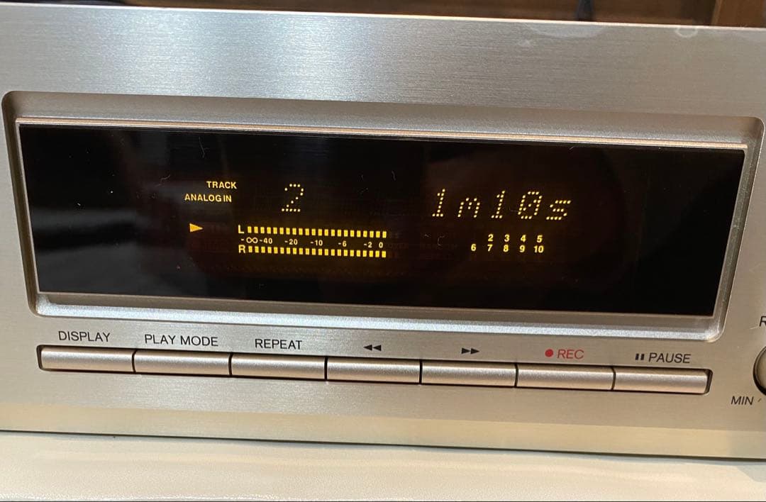 ONKYOオンキョー　MDデッキ　MD-124