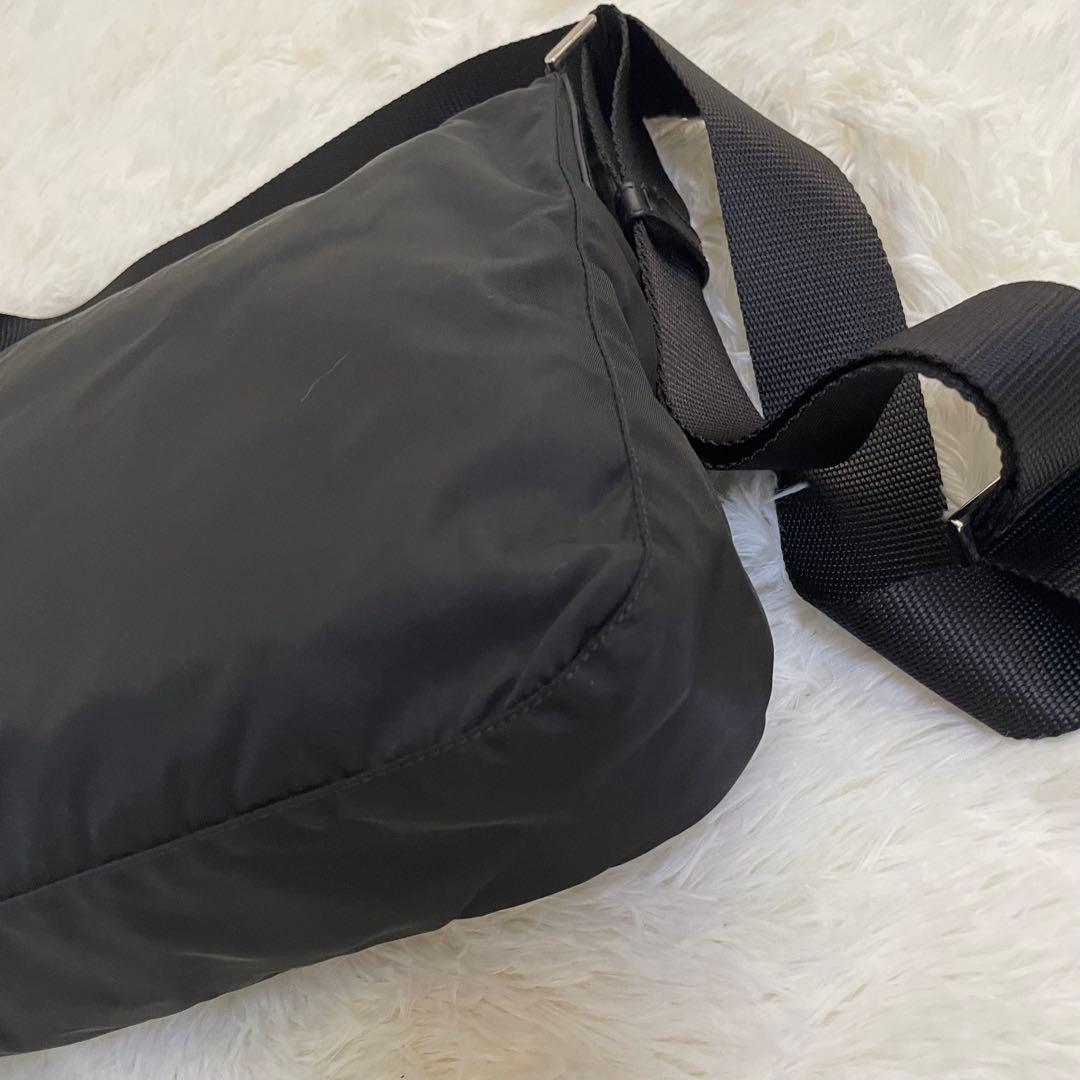極美品 PRADA ショルダーバッグ カメラバッグ ナイロン レザー ブラック