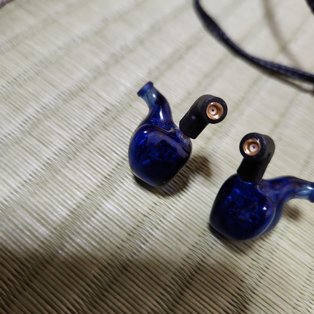 qdc 3sh リケーブル可能イヤホン 青　有線イヤホン