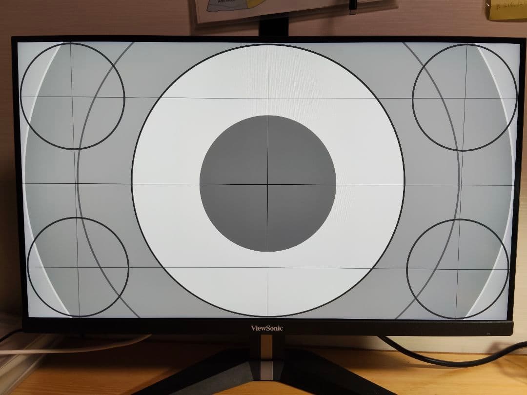 View Sonic ２７インチPCモニター