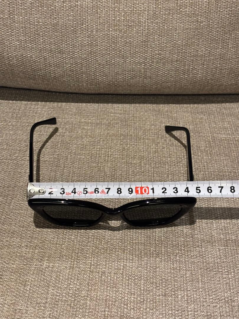 GENTLE MONSTER ブラック キャットアイ サングラス