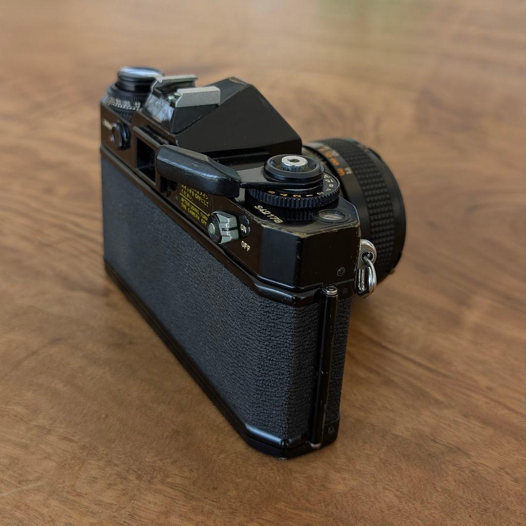 Canon EF 一眼レフカメラ 50mmレンズ付き