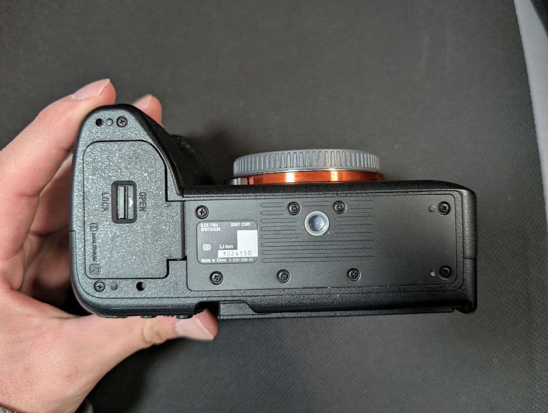 美品 SONY α7iv ILCE-7M4