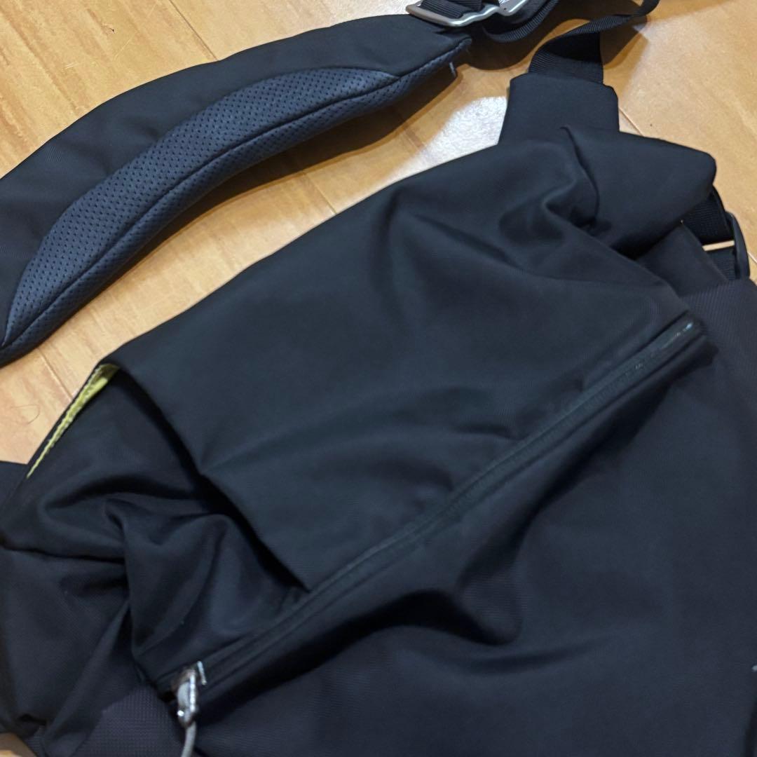 廃盤 ARC'TERYX アークテリクス MISTRAL 8 ブラック×イエロー