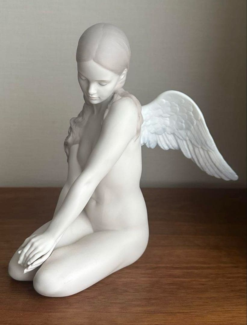【リヤドロ】　美しき天使