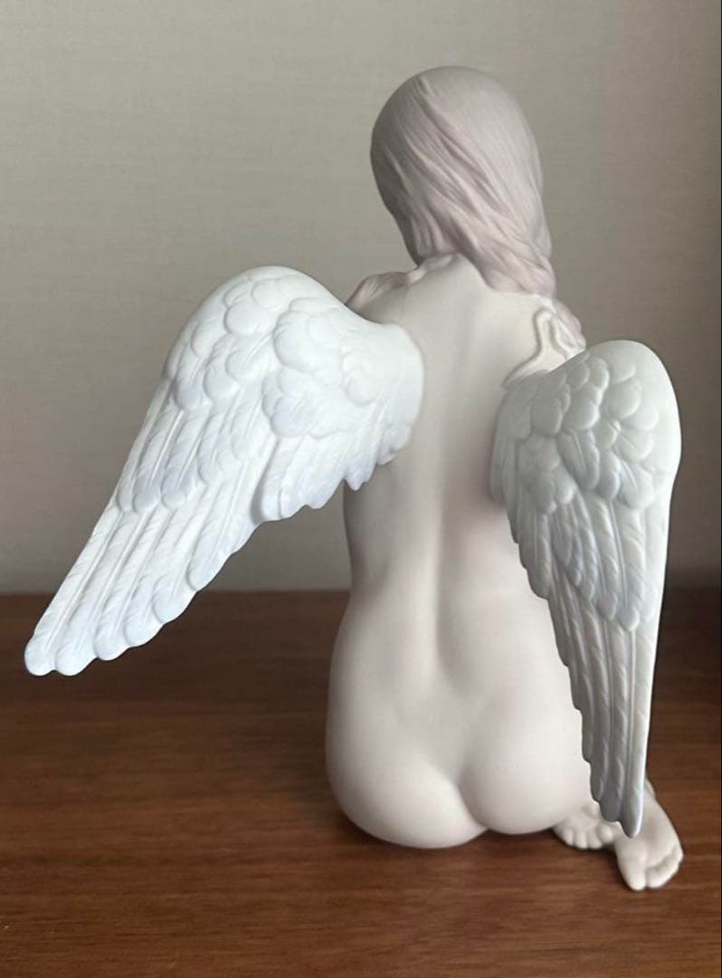 【リヤドロ】　美しき天使