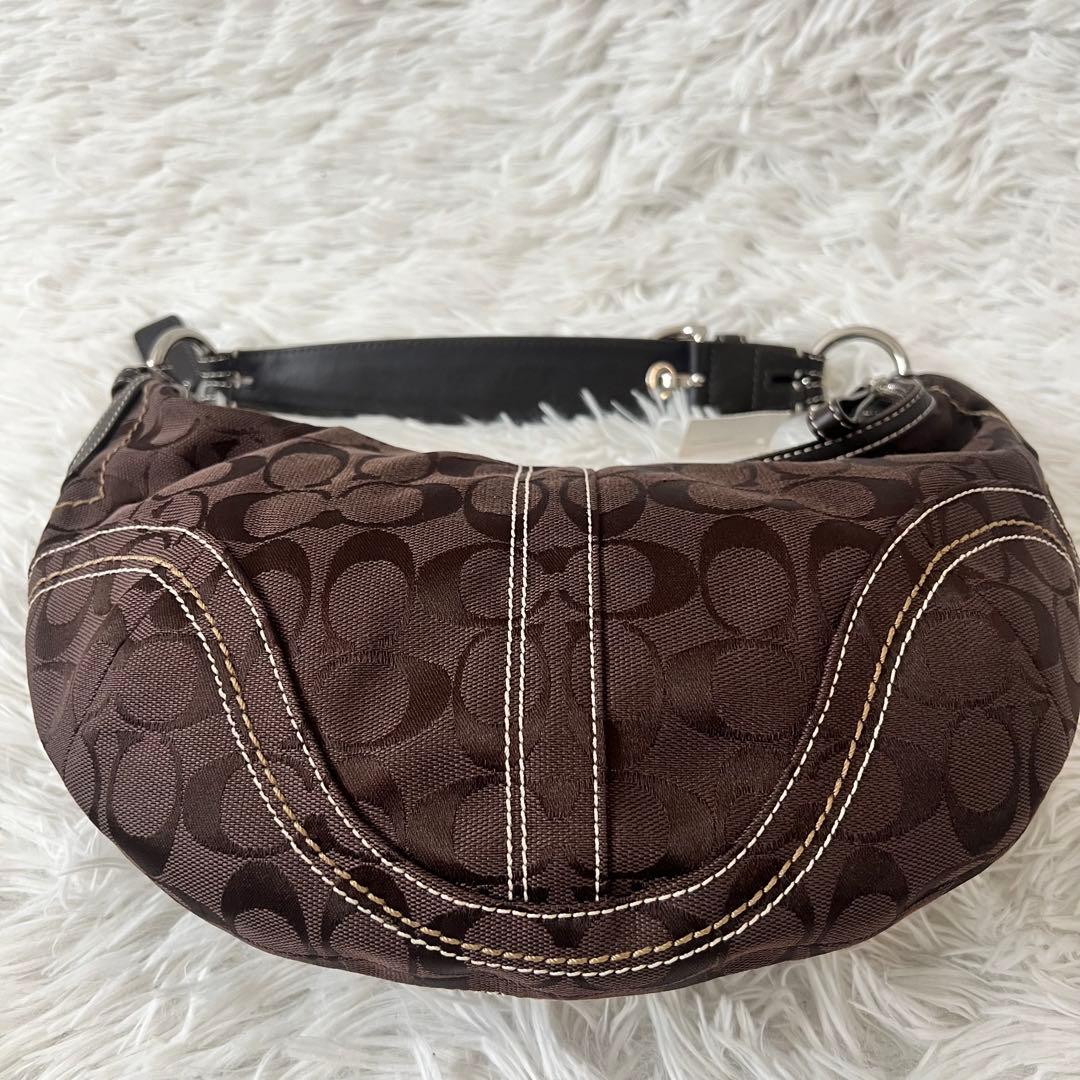 【新品タグ付き】希少✨COACH コーチ ワンショルダー ハーフムーン 茶