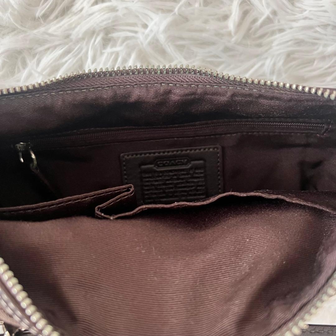 【新品タグ付き】希少✨COACH コーチ ワンショルダー ハーフムーン 茶