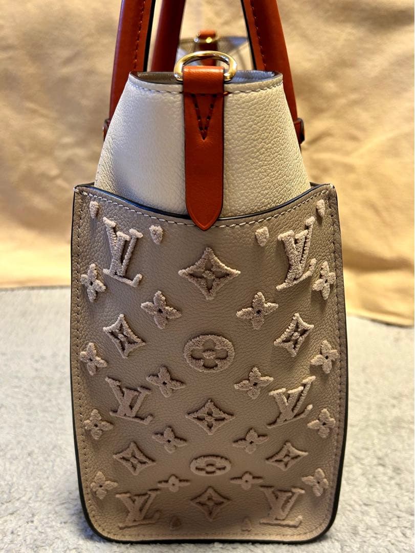 《新品未使用》LOUIS VUITTON オンマイサイド MM