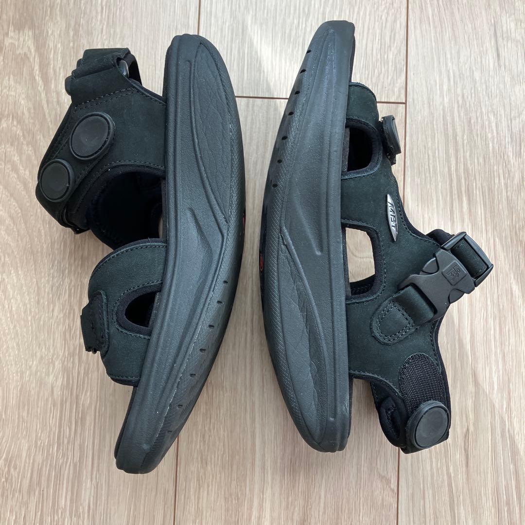 最終値下げ！【超美品】24㎝ MBT KISUMU Classic サンダル