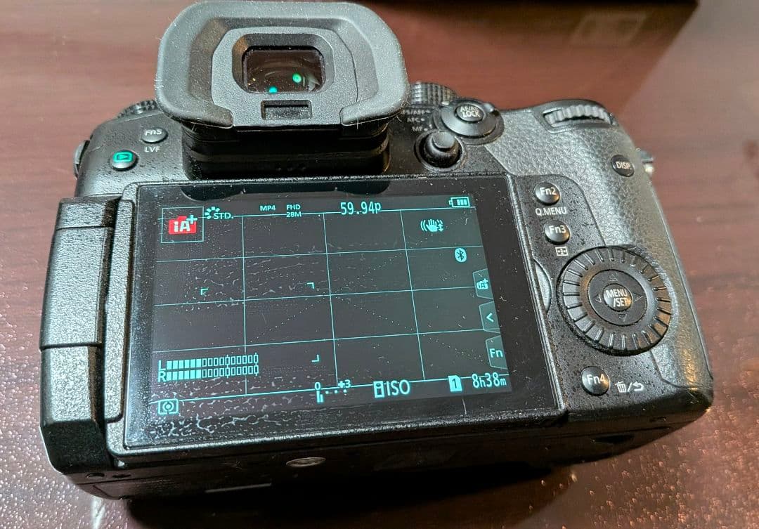 LUMIX DC-GH5 ミラーレス一眼 単焦点レンズ付（レンズ不要なら値引可）