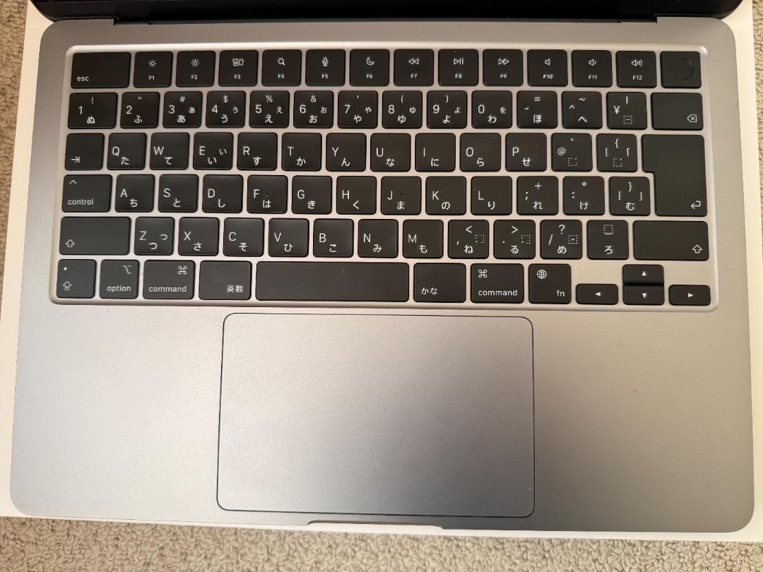 MacBookAir M2 8GB/256GB シルバー｜放充電71回｜箱付