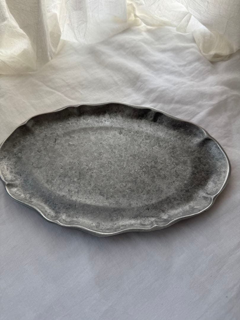 入手困難　co+fe コフェ　オーバル　花リムプレート　アスティエ　ハグオーワー