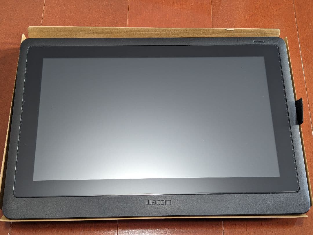 WacomCintiq16(DTK1660K1D)+スタンド(ACK620K)