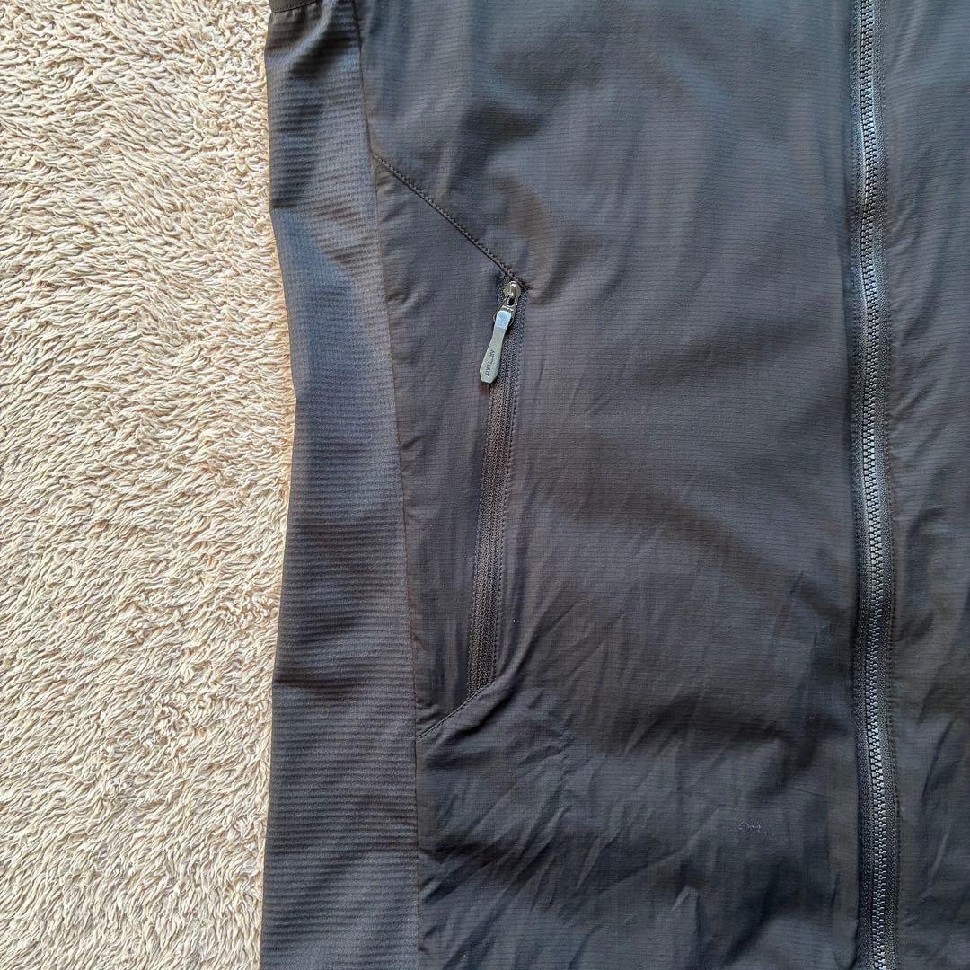 【ARC’TERYX】 Atom SL Vest ブラック サイズS
