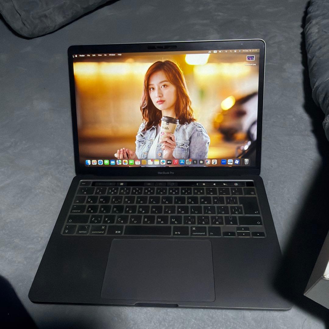 ガ*ん様 MacBook Pro 13 Core i5 8GB 256GB 箱充