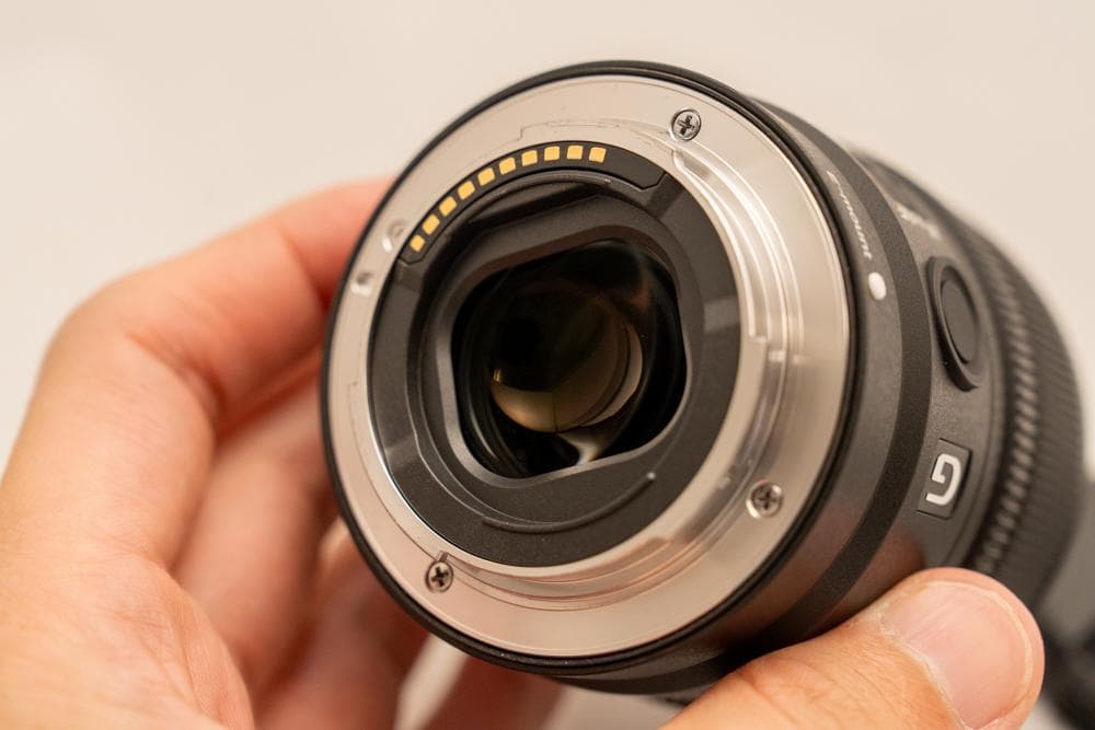 美品 SONY E 15mm F1.4 G SEL15F14G 単焦点レンズ