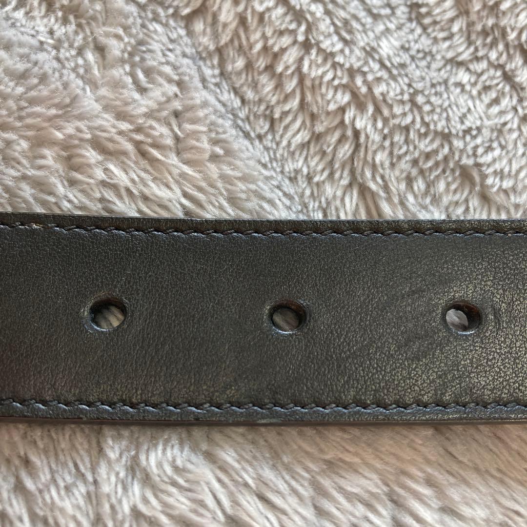 Gucci GGロゴバックル ベルト ゴールド/ブラック　そら