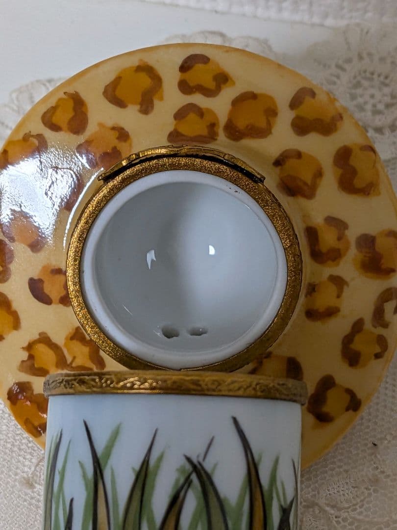 limoges ボックス 小物入れ 豹柄 帽子に羽根飾り ヴィンテージ 磁器