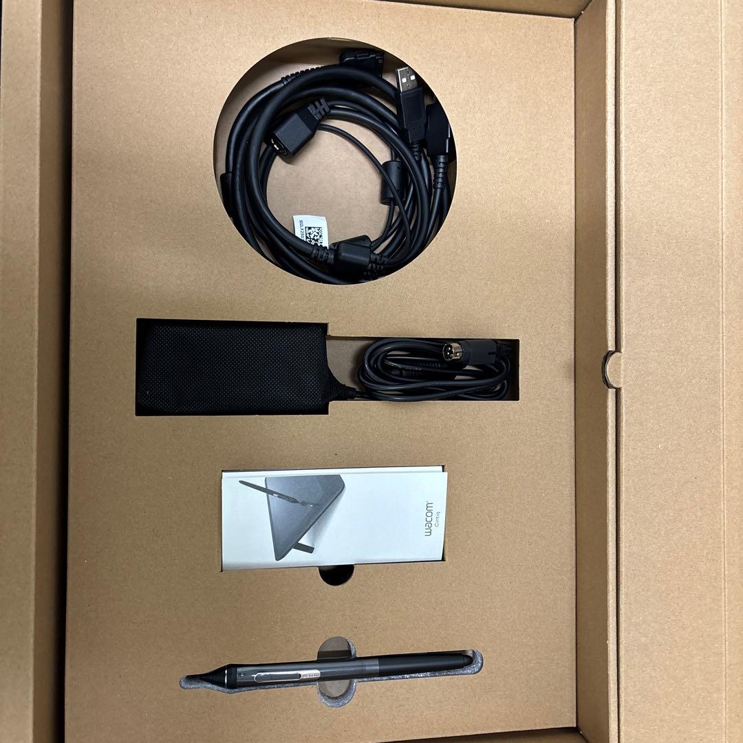 Wacom Cintiq 16 FHD 15.6インチ