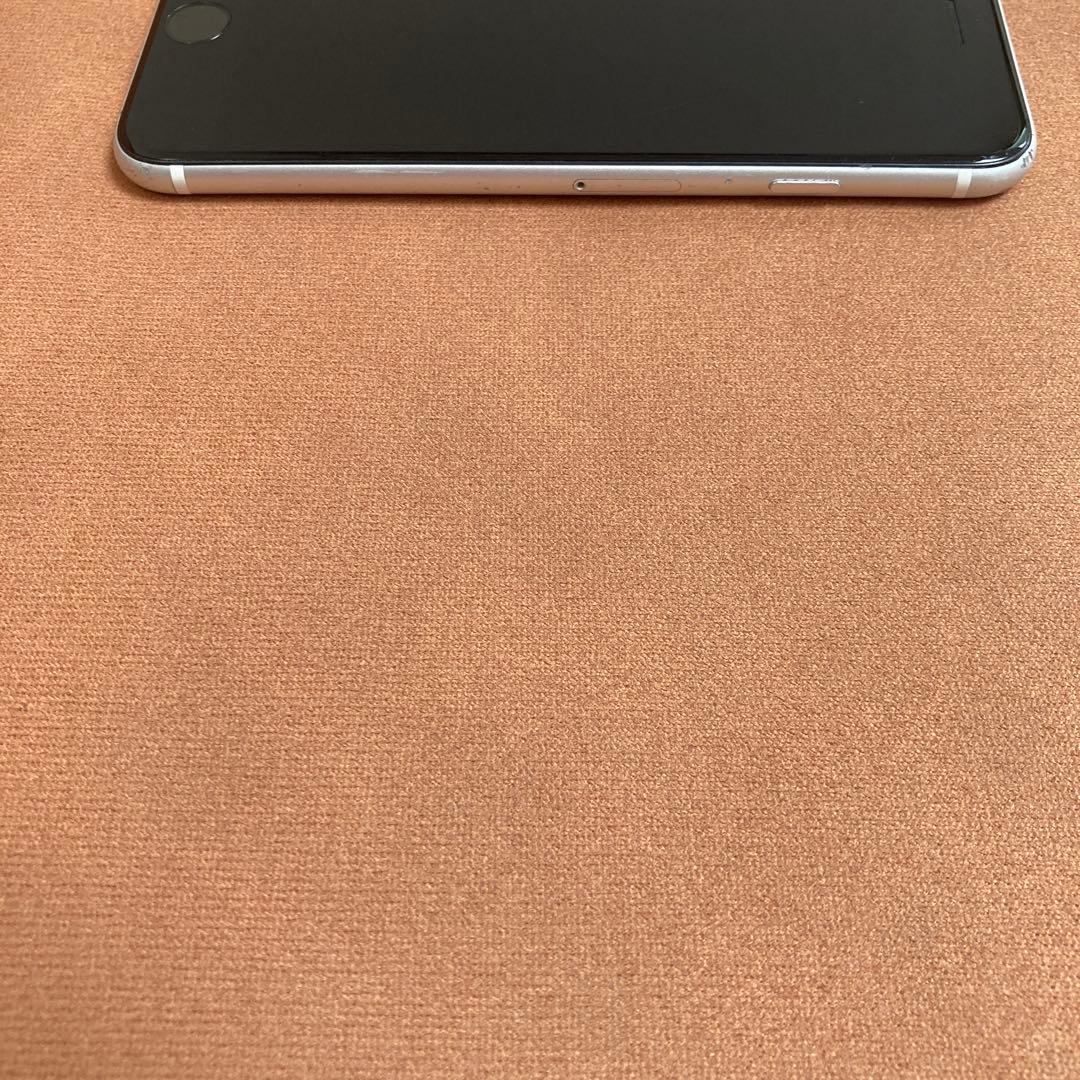 312【早い者勝ち】iPhoneSE2 第2世代 64GB SIMフリー☆