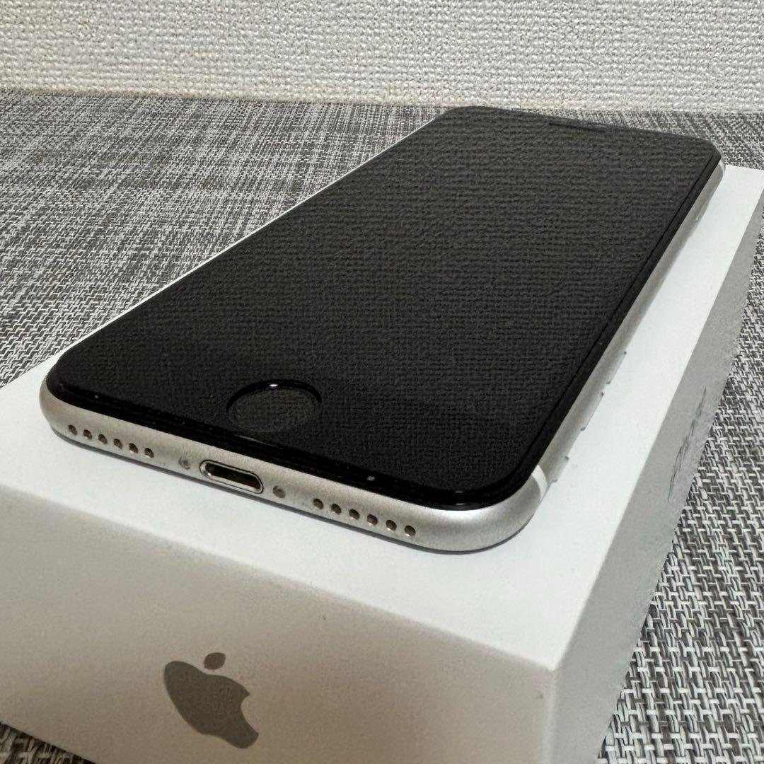 Apple iPhone SE (第2世代) ホワイト 美品 iPhoneSE2
