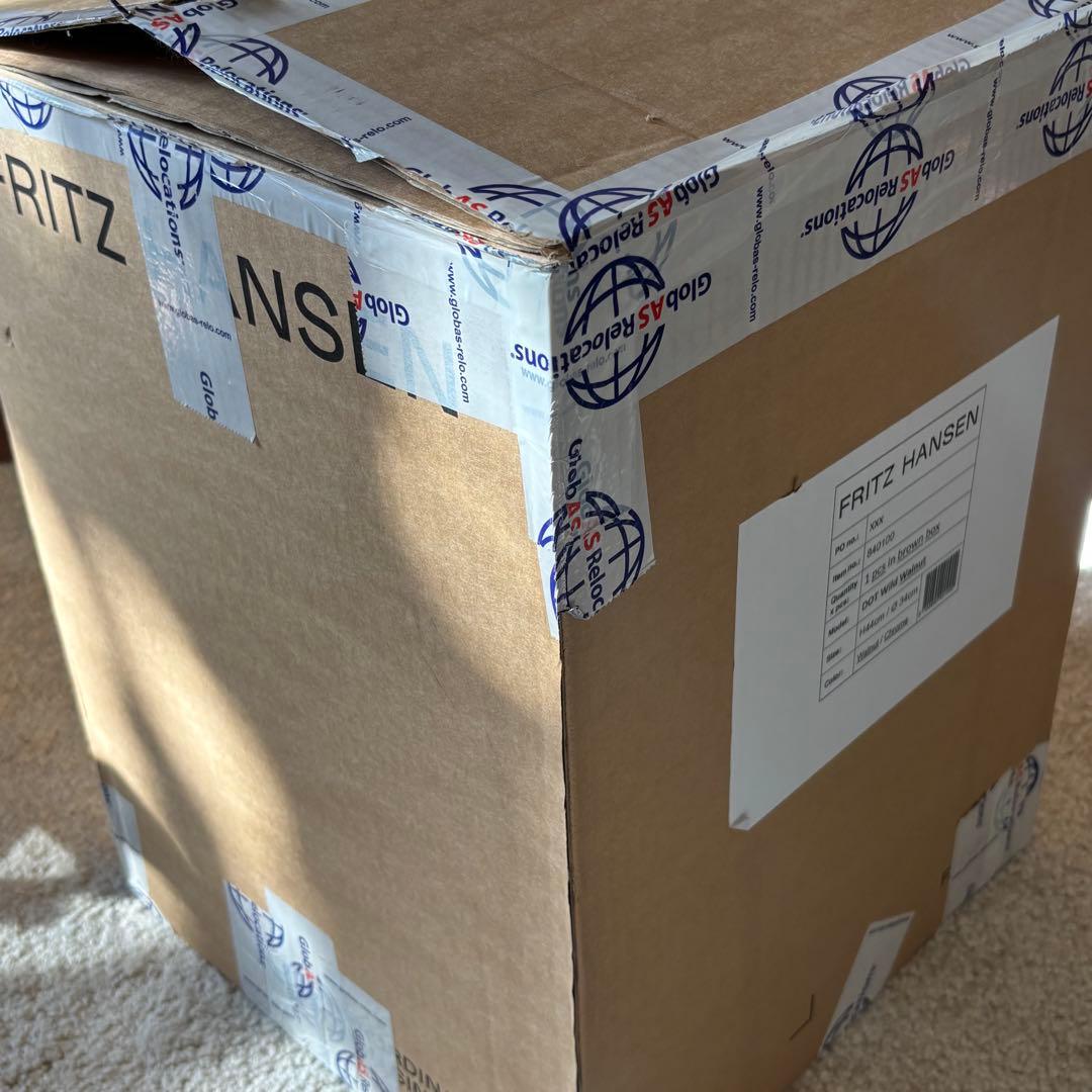 【新品】Fritz Hansen ドットスツール