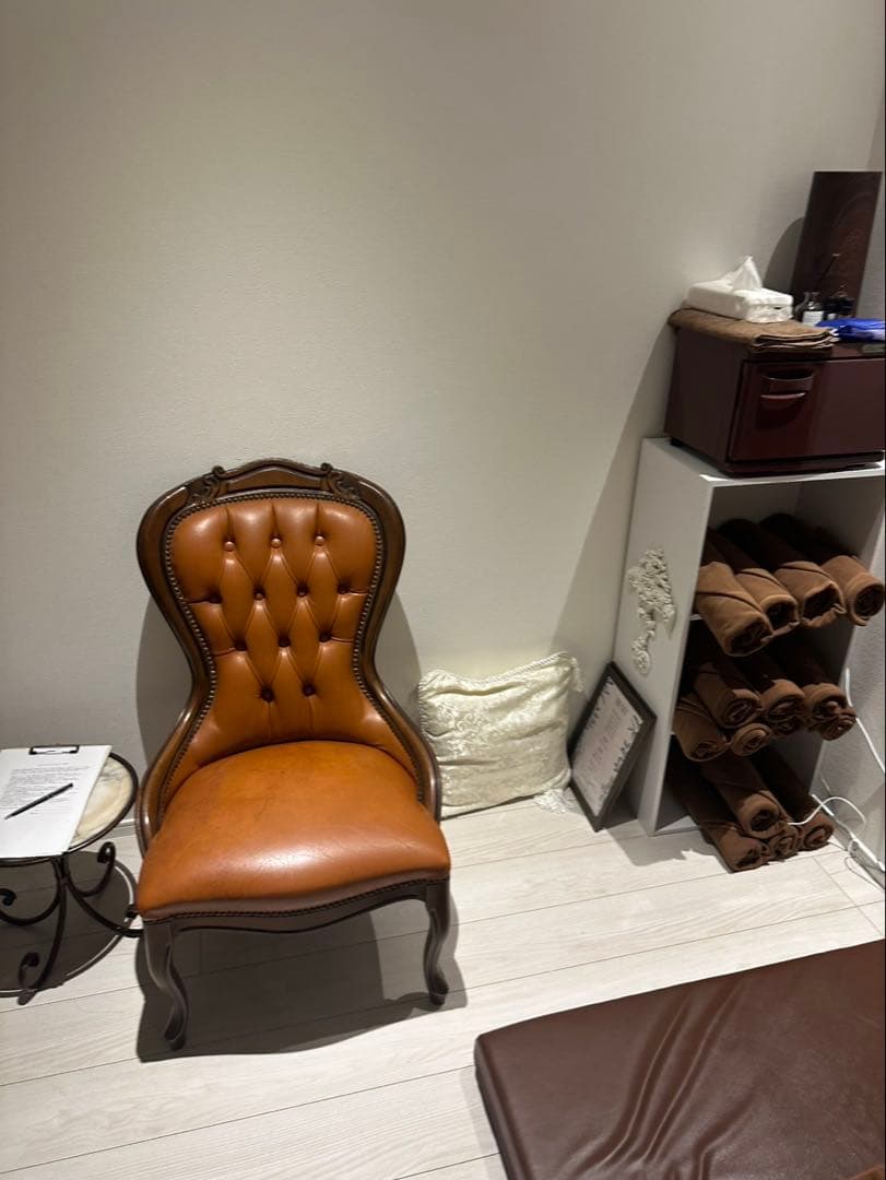 メンズエステ　一式　マットレス　衣装　洗濯乾燥機　オイルウォーマー　紙パンツほか