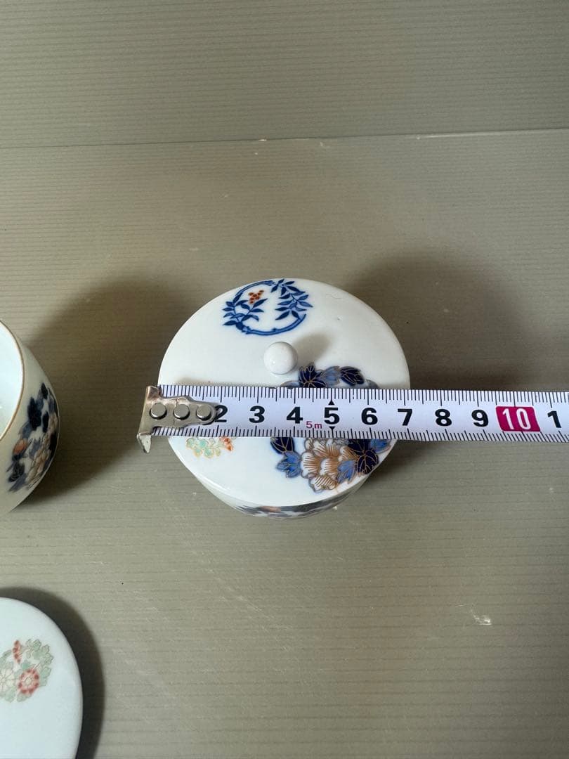 2394 深川製磁 染錦花丸文　湯呑蓋付　2客　時代物