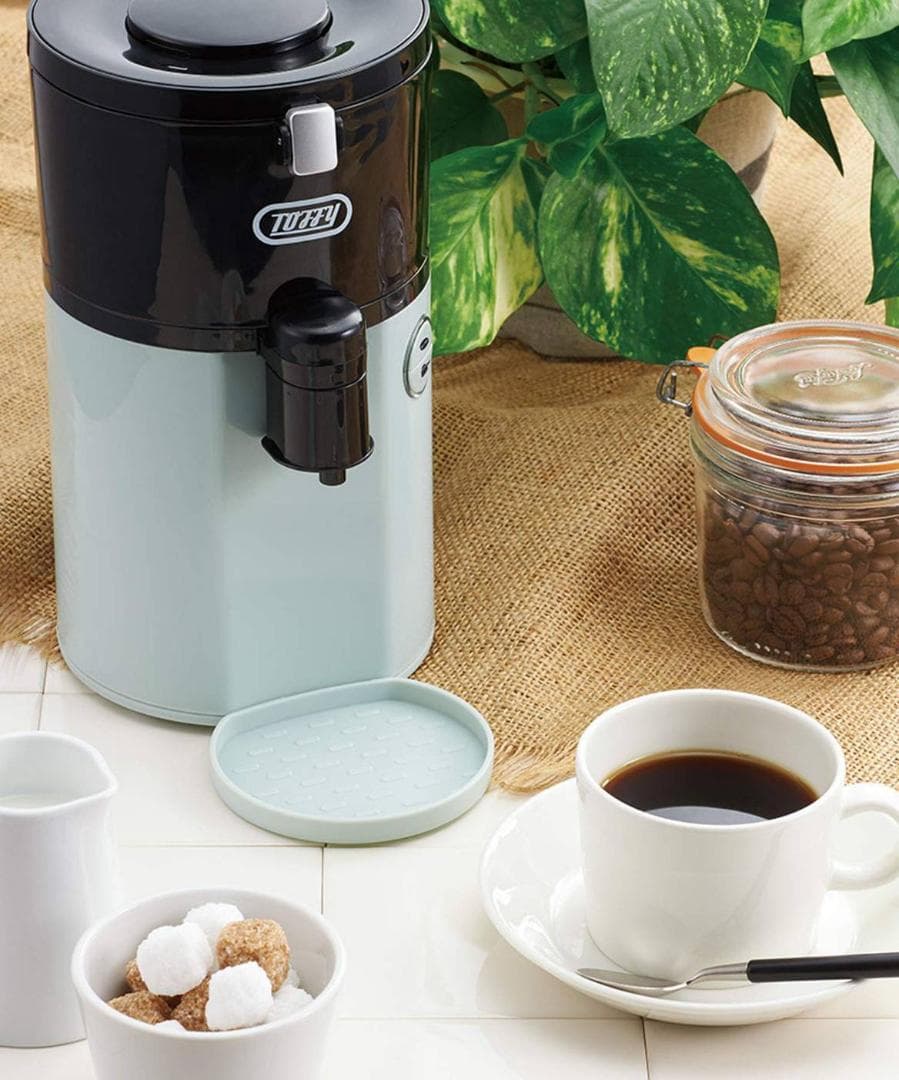 おしゃれなデザインの全自動ミル付コーヒーメーカー