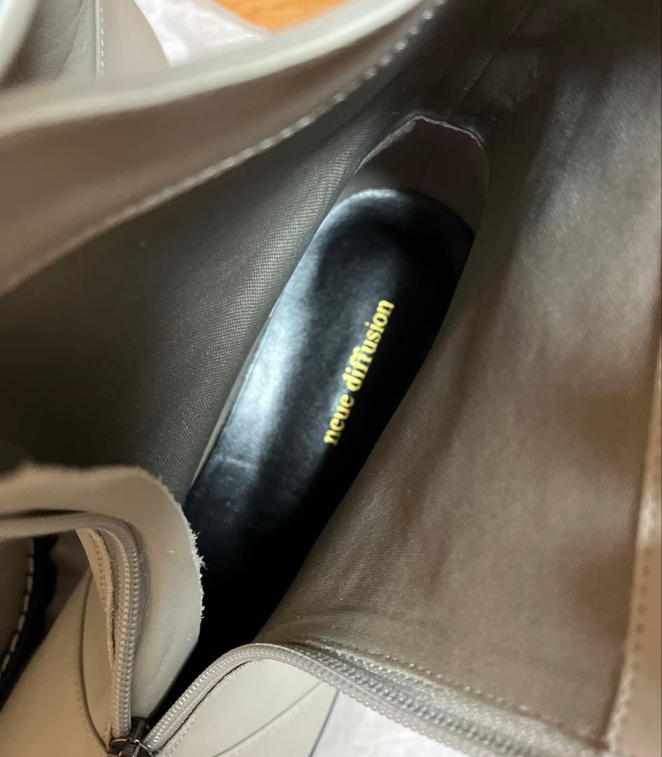 【新品・未使用】neue diffusion センタージップショートブーツ