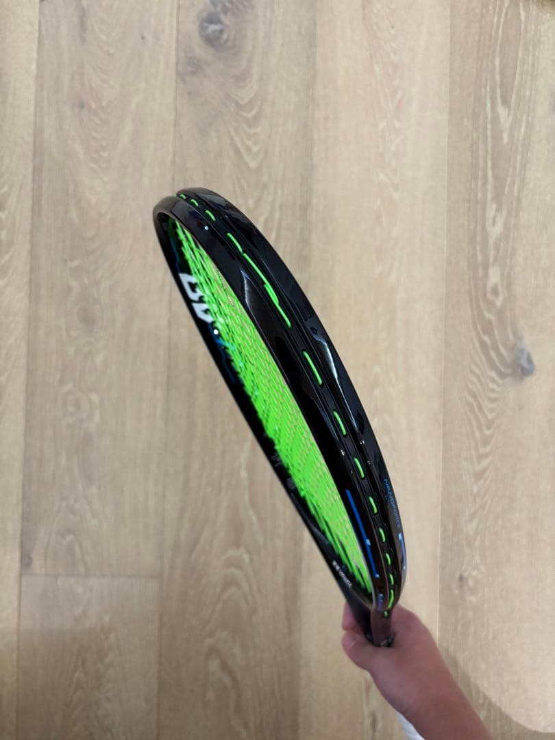 ヨネックス　ナノフォース8Vレブ　(YONEX NF8VR)