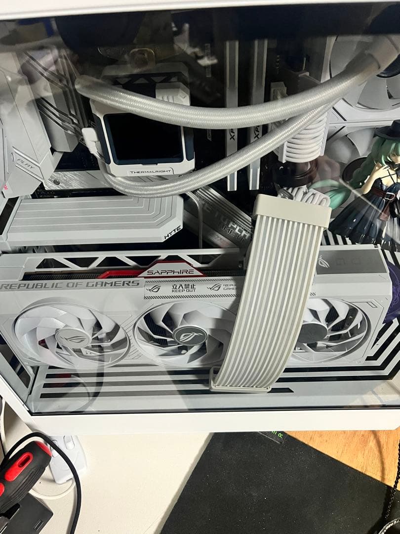 グラフィックボード・グラボ・ビデオカード PURE AMD Radeon RX 7700 XT