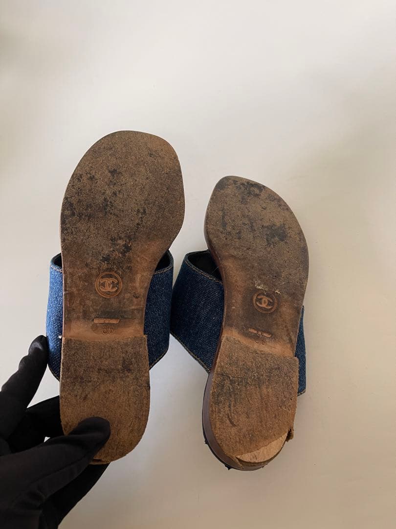 chanelシャネルデニム トングサンダル ゴールドロゴ