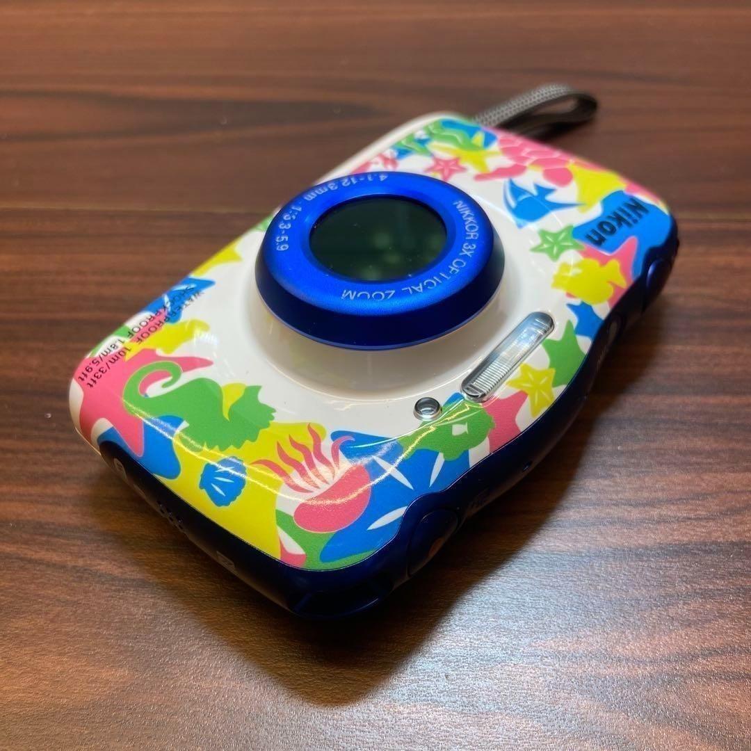 Nikon coolpix W100 デジカメ 2717