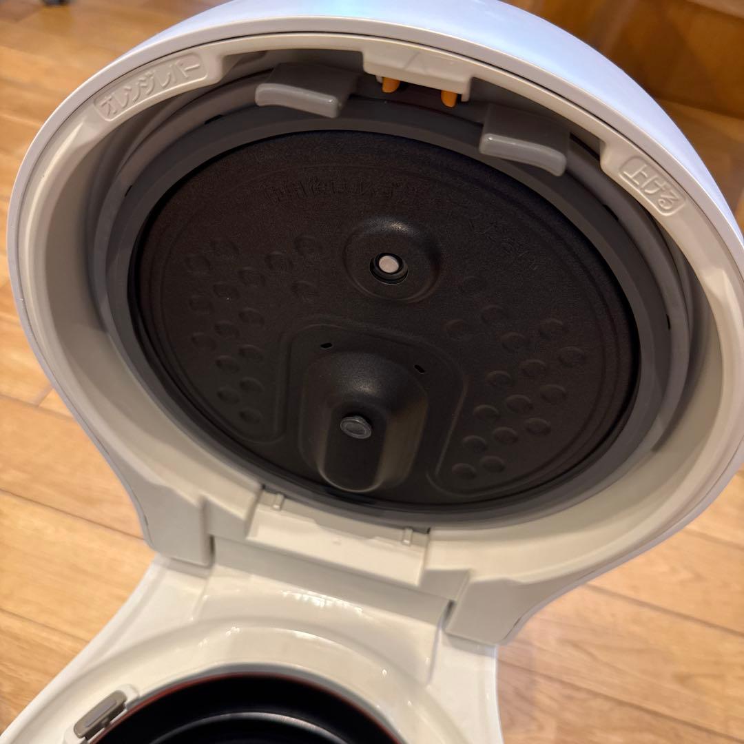 本炭釜 紬　NJ-BW10F-W　2024年製