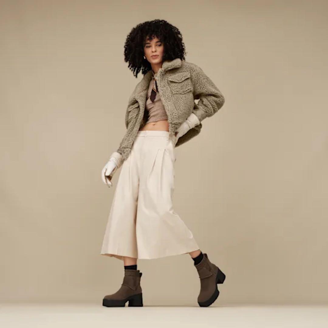 も*も様 美品　UGG モクシーチェルシー　ブラウン スエード ブーツ　23.5