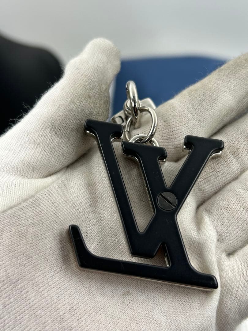 LOUIS VUITTON ルイヴィトン バッグチャーム　キーリング　箱付