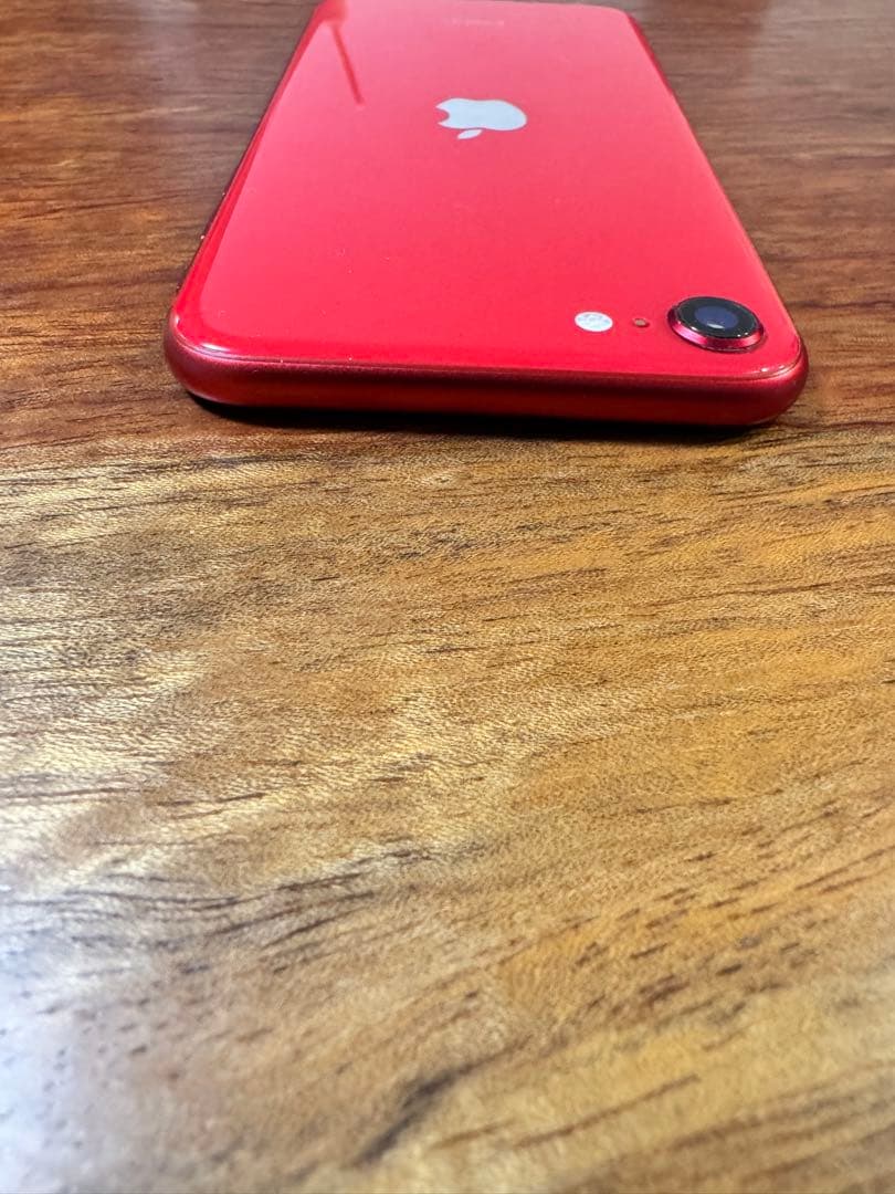 iPhone (赤色) SE 128GB 本体