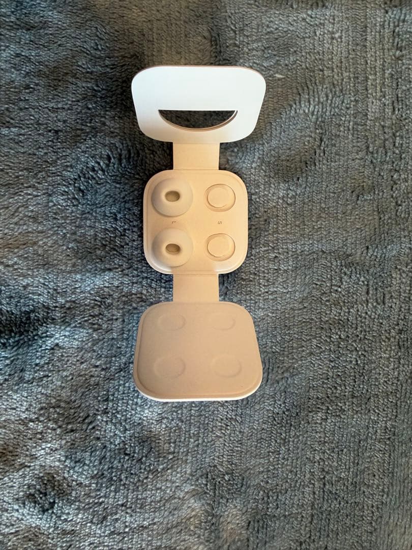 美品　2021年モデル　AirPods Pro