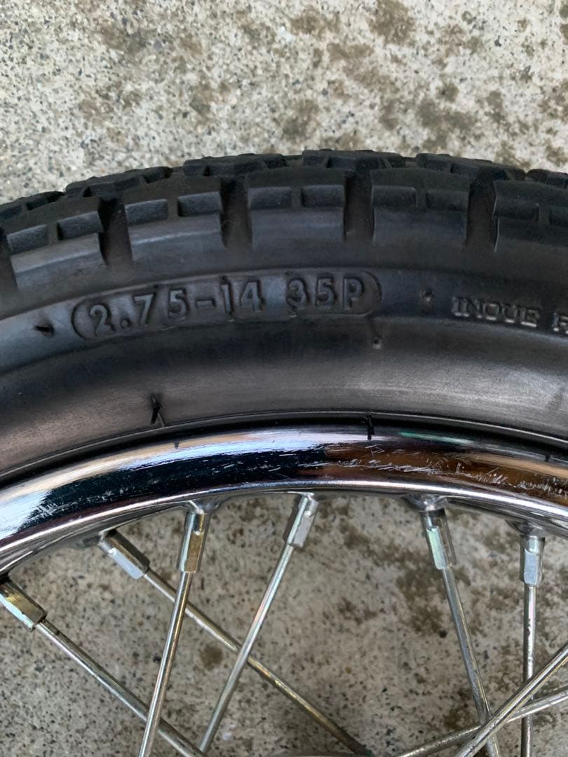 初代スーパーカブプロ50 リヤ14インチタイヤ付ホイール