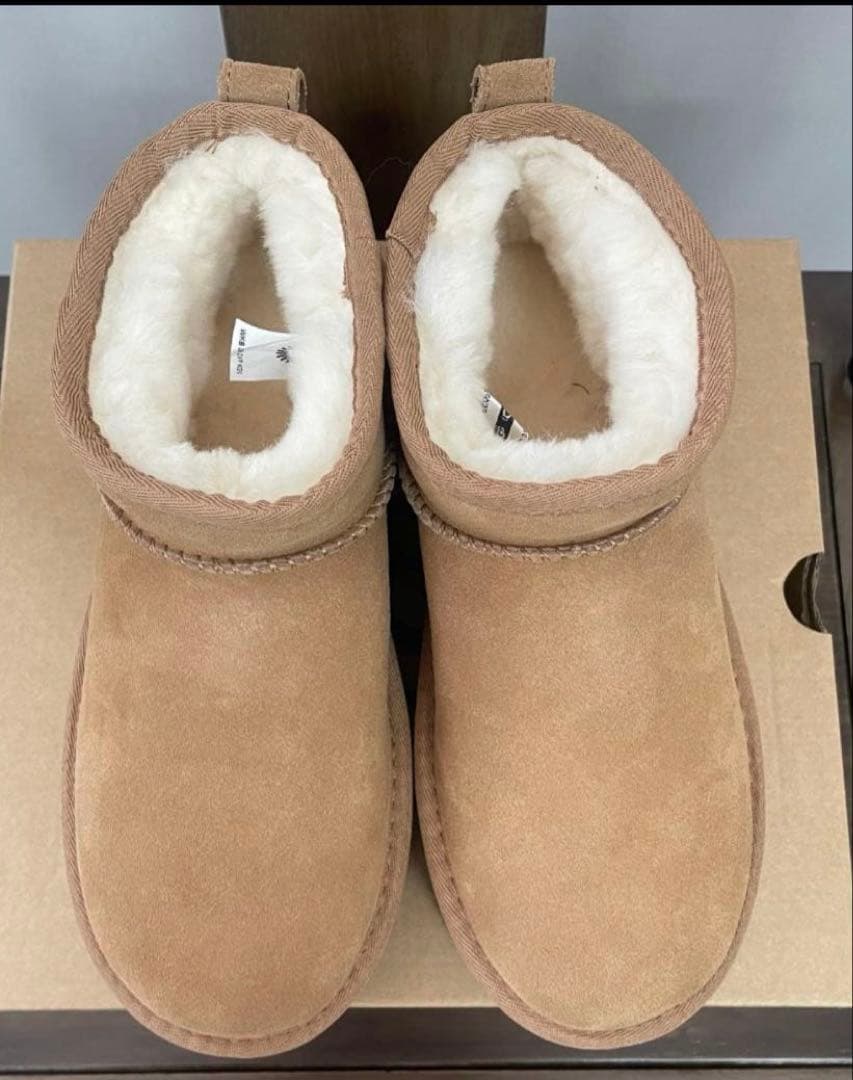 UGG クラシック ウルトラ ミニ プラットフォーム 厚底ブーツ 24㎝