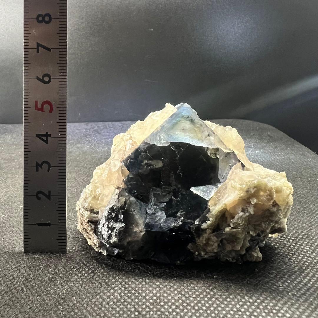 爆誕⭐︎気泡あり⭐︎ヤオガンシャン　カルサイト共生「勿忘草色」フローライト