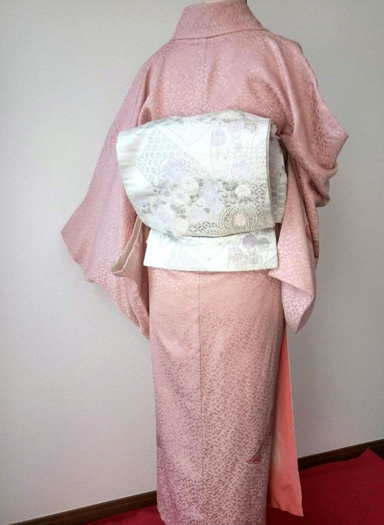 kinako❇️ご購入者様のサイズに合せたセパレートの着物に加工仕立ていたします
