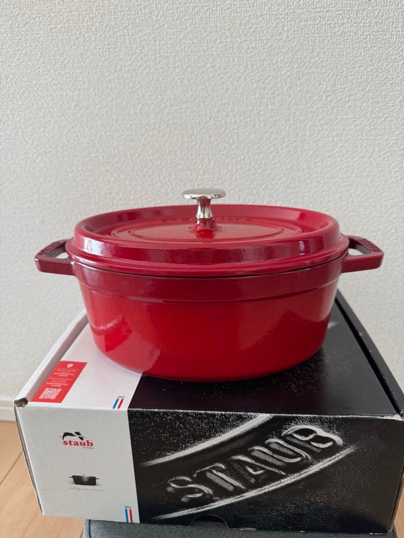 一度のみ使用★STAUB ラ・ココット オーバル 23cm チェリーレッド