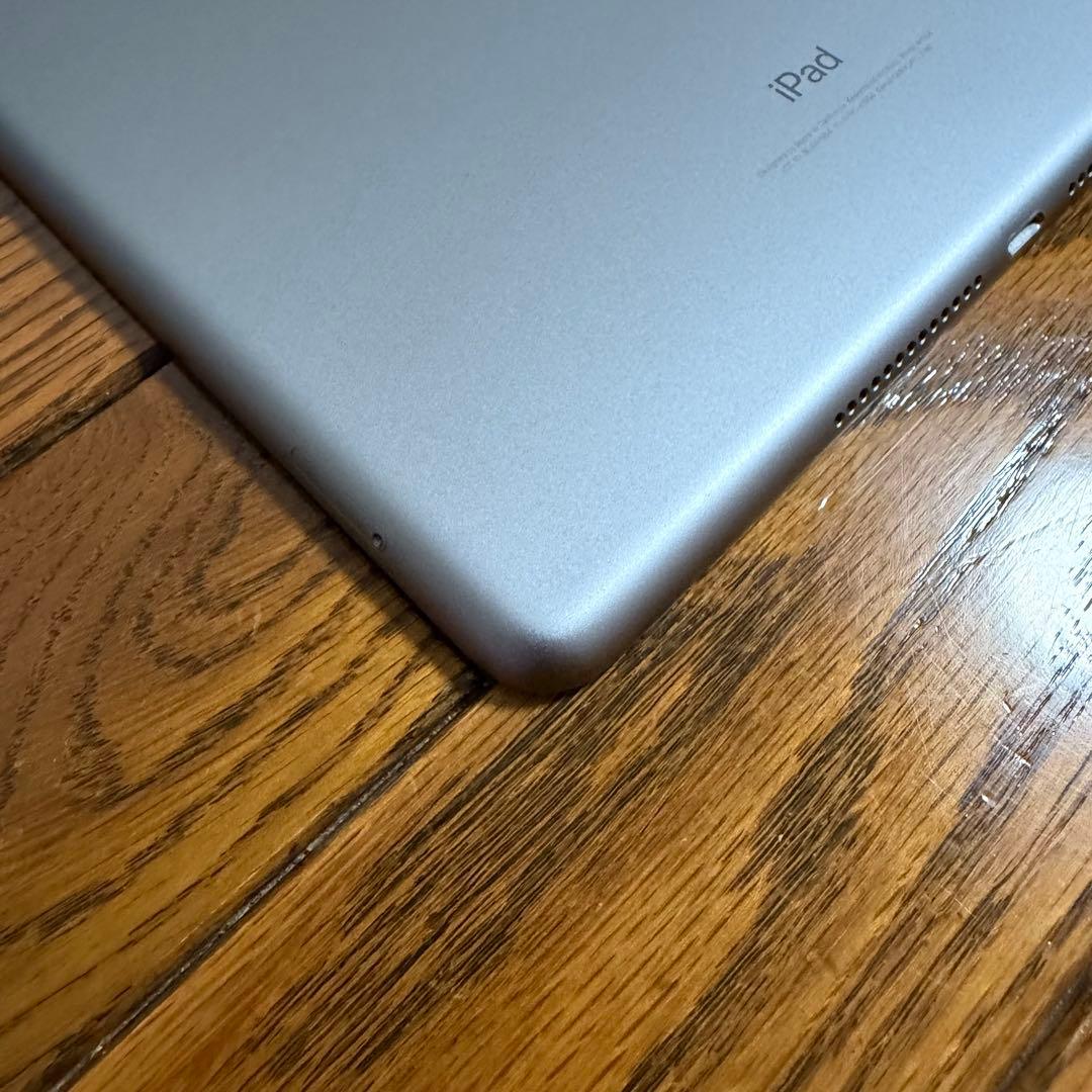 3姉妹mamaiPad 第6世代 32GB グレー